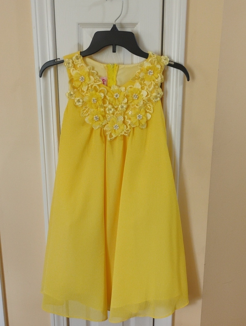 Girls' Yellow Floral Neckline Party Dress